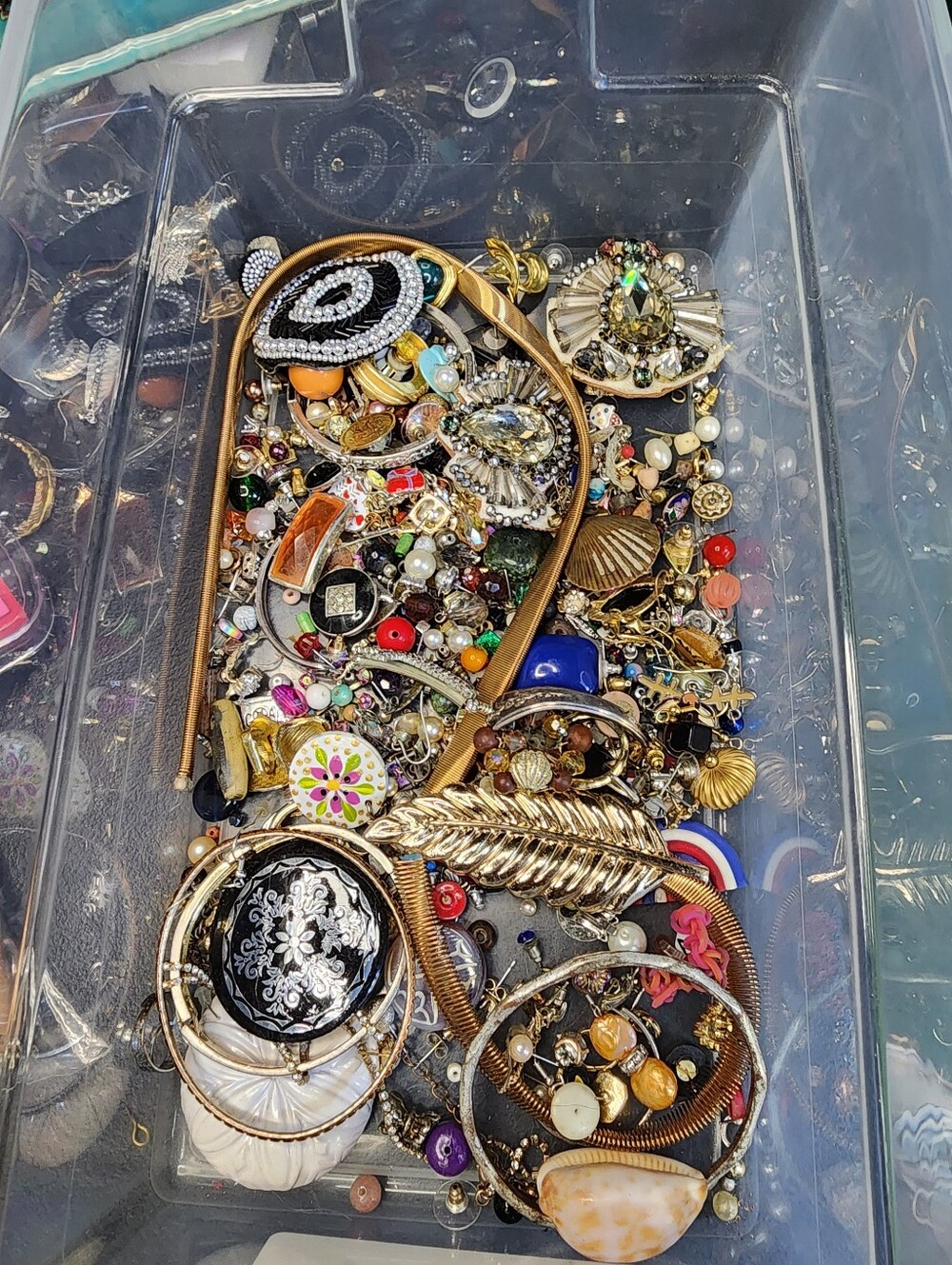 1lb Mixed Jewelry For Crafting May Or May Not Have Matches J080826-7